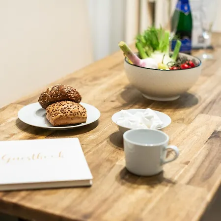 Droysen Kurfürstendamm - Cozy Family&business Flair Welcomes - Rockchair *