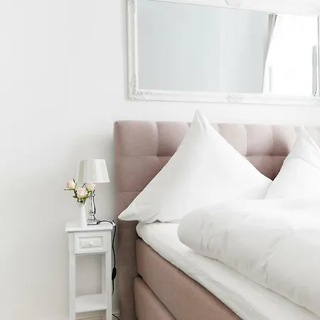 Droy By Rockchair L Superhost Status L 2 Bedroom Boxspringbeds Next To Center 