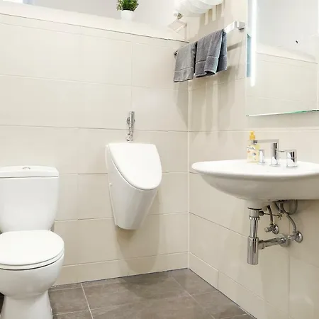 Droy By Rockchair L Superhost Status L 2 Bedroom Boxspringbeds Next To Center 