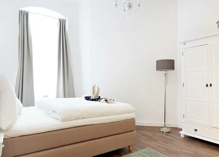 Droysen Kurfürstendamm - Cozy Family&business Flair Welcomes - Rockchair