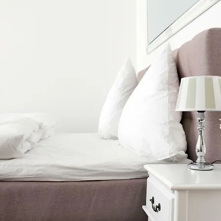 Droy By Rockchair L Superhost Status L 2 Bedroom Boxspringbeds Next To Center 